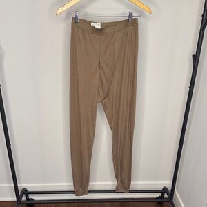 Brown High-Waisted Leggings